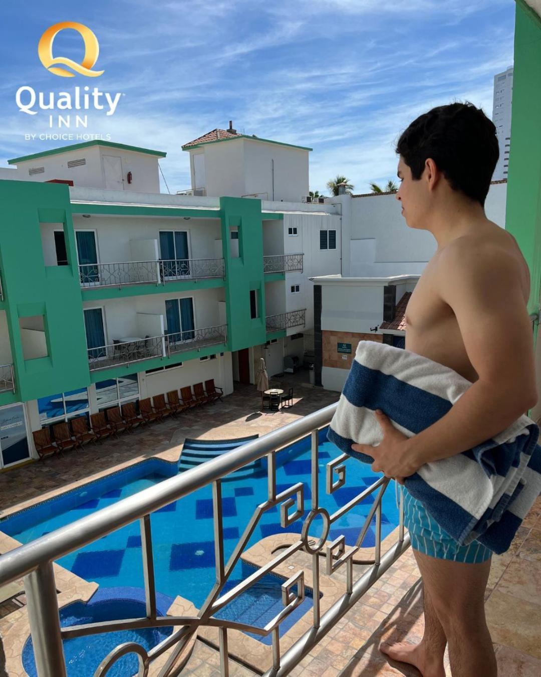 Quality Inn 4*